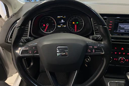 valkoinen SEAT Leon ST 2016 kuva 12.