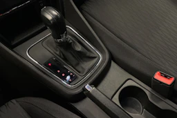 valkoinen SEAT Leon ST 2016 kuva 16.