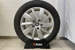 valkoinen SEAT Leon ST 2016 kuva 24.