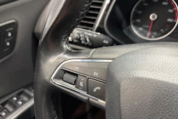 sininen SEAT Leon ST 2016 kuva 20.