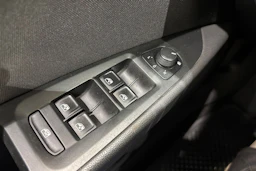 sininen SEAT Leon ST 2016 kuva 24.