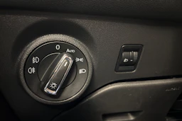 sininen SEAT Leon ST 2016 kuva 25.
