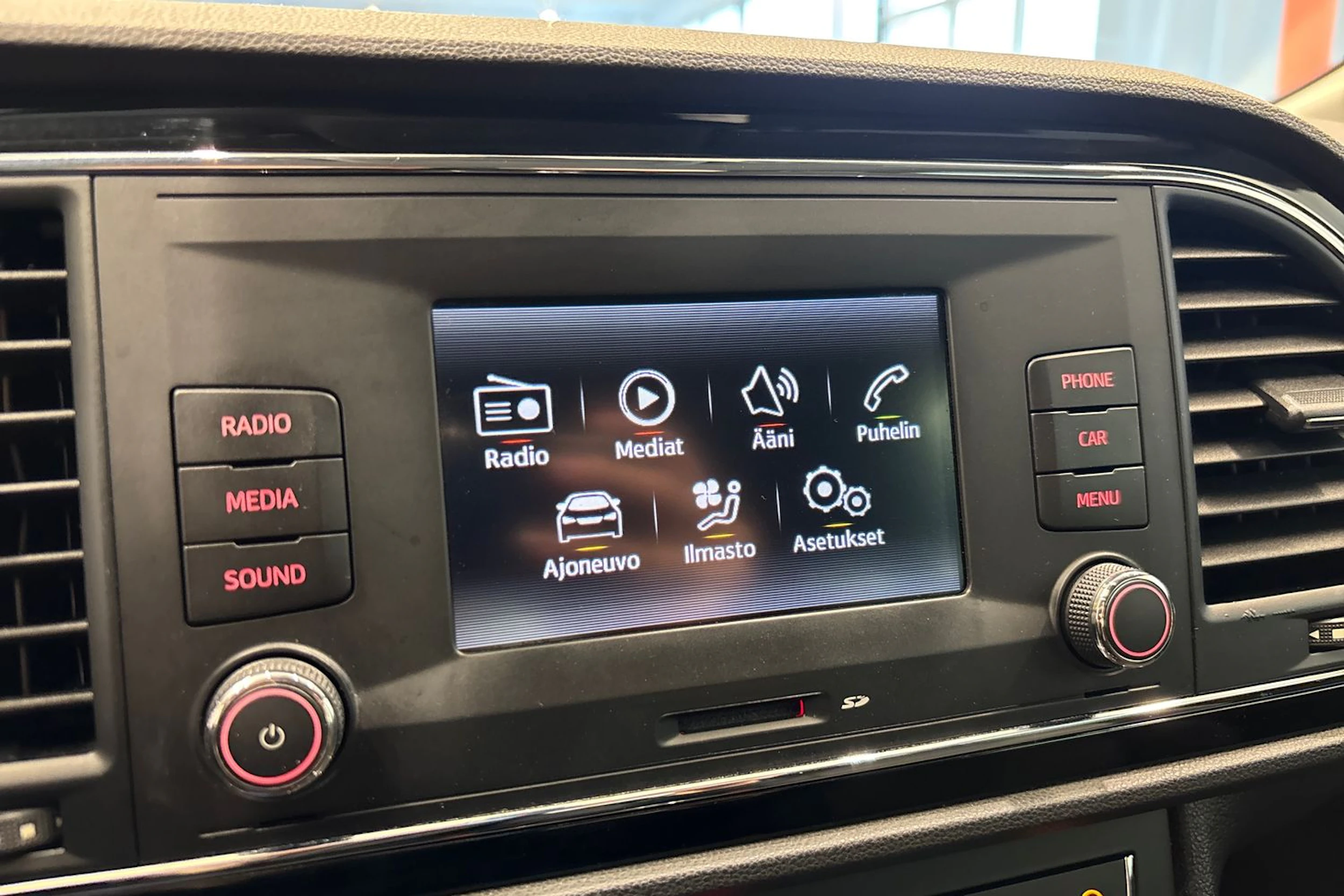 sininen SEAT Leon ST 2016 kuva 29.