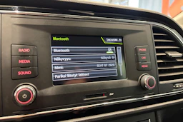 sininen SEAT Leon ST 2016 kuva 31.