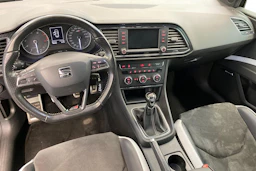 musta SEAT Leon ST 2016 kuva 9.