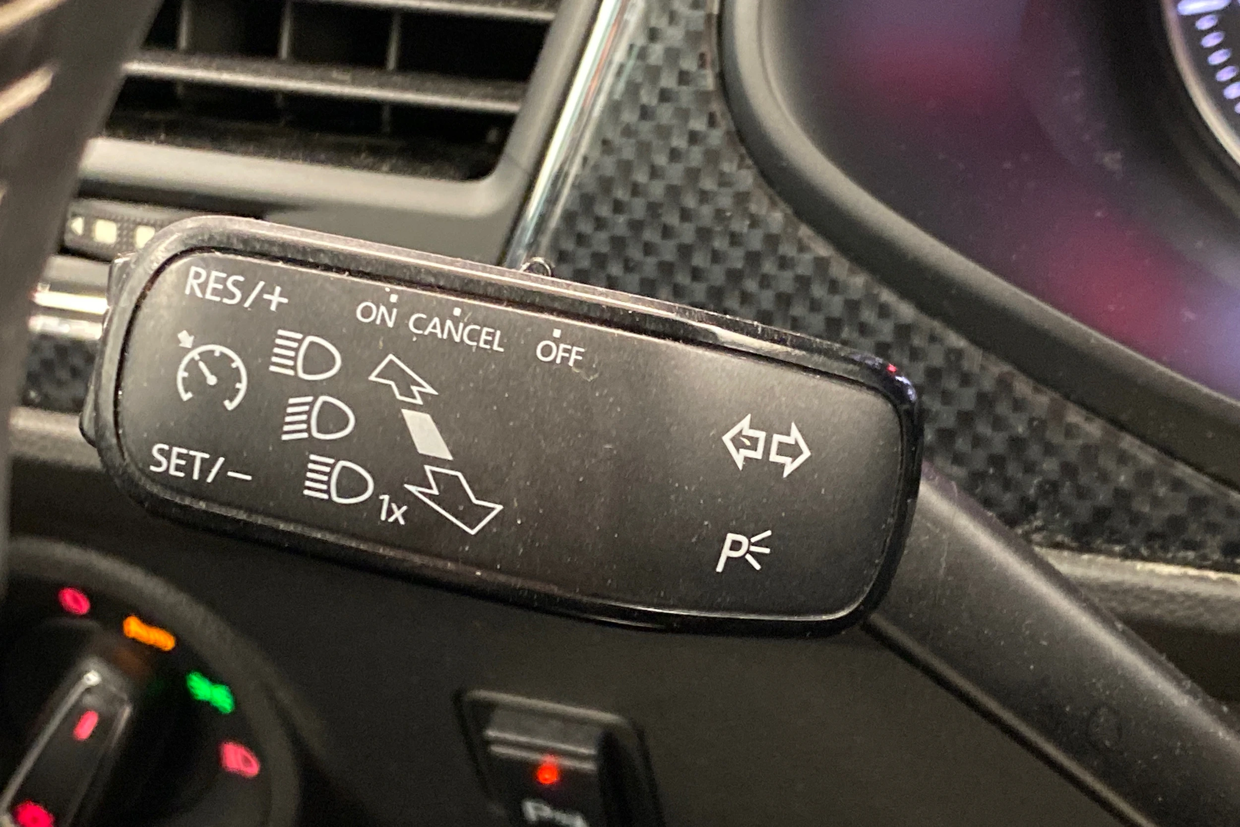 musta SEAT Leon ST 2016 kuva 20.