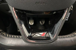 musta SEAT Leon ST 2016 kuva 24.