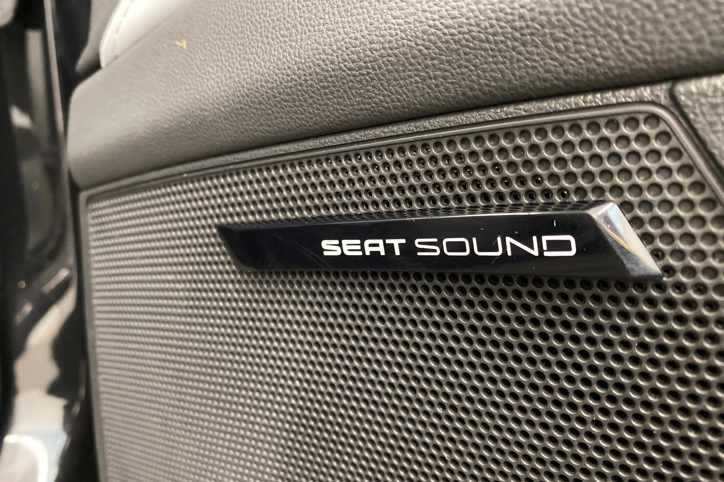 musta SEAT Leon ST 2016 kuva 27.