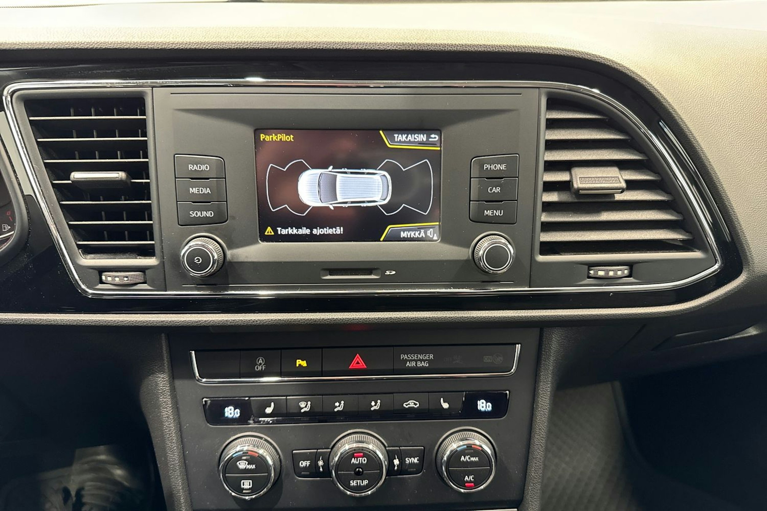 met. harmaa SEAT Leon ST 2016 kuva 18.