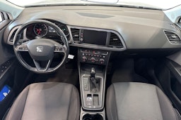 valkoinen SEAT Leon ST 2017 kuva 9.