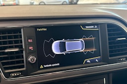 valkoinen SEAT Leon ST 2017 kuva 21.