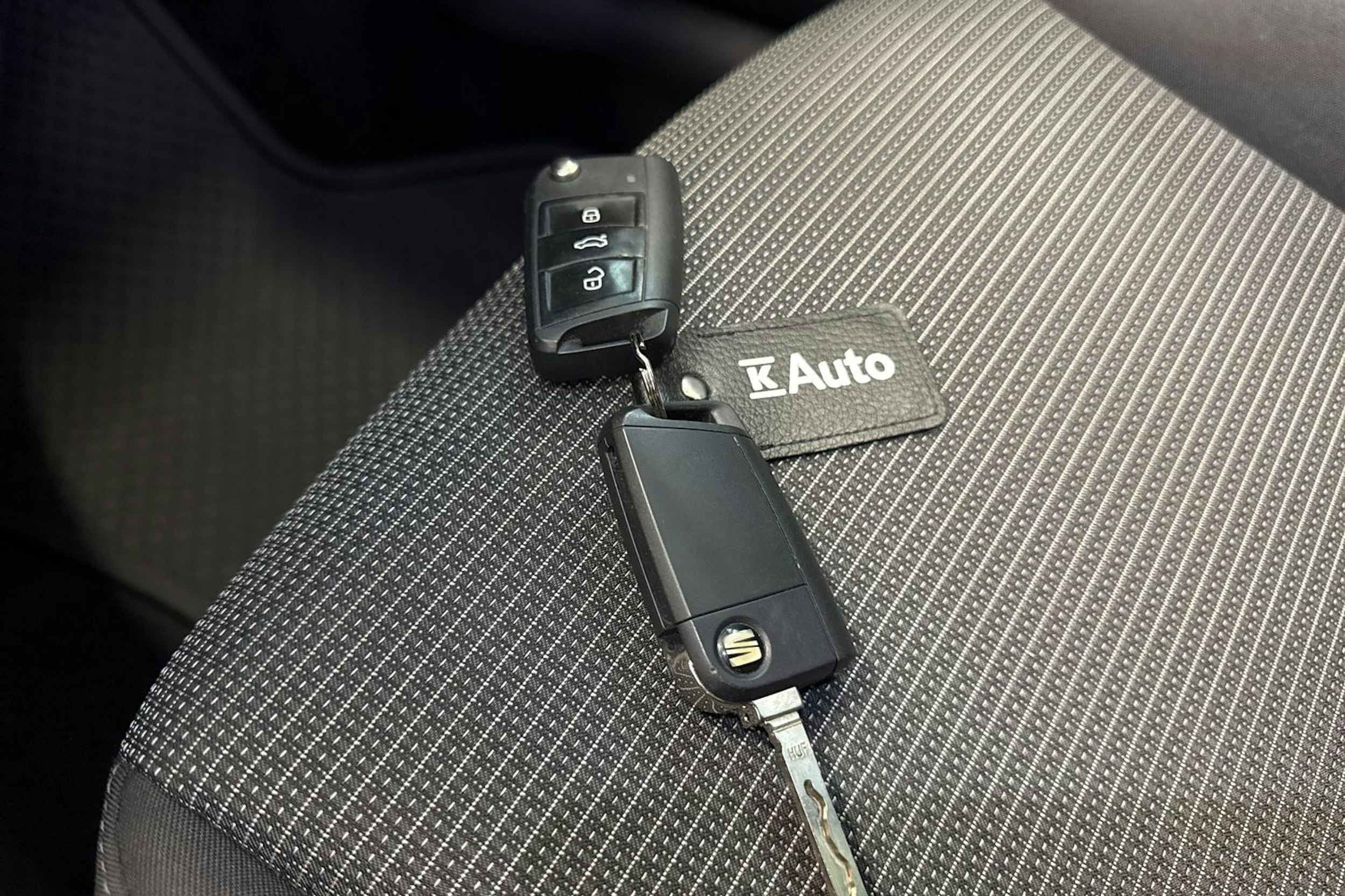 valkoinen SEAT Leon ST 2017 kuva 26.