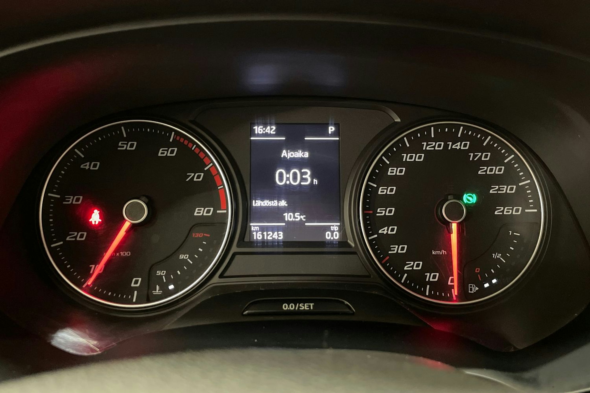 musta SEAT Leon ST 2017 kuva 17.