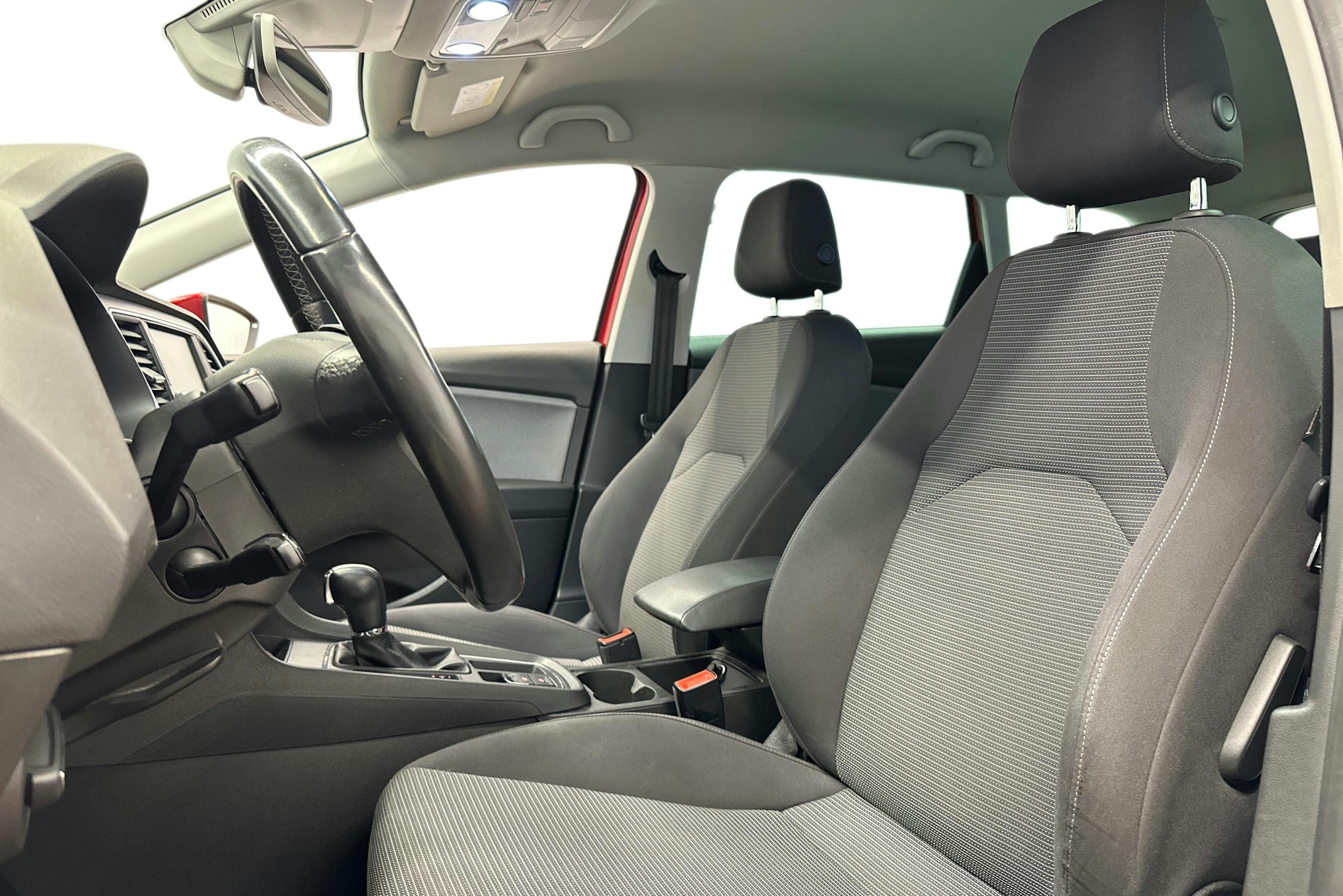 Vihreä SEAT Leon ST 2017 kuva 10.