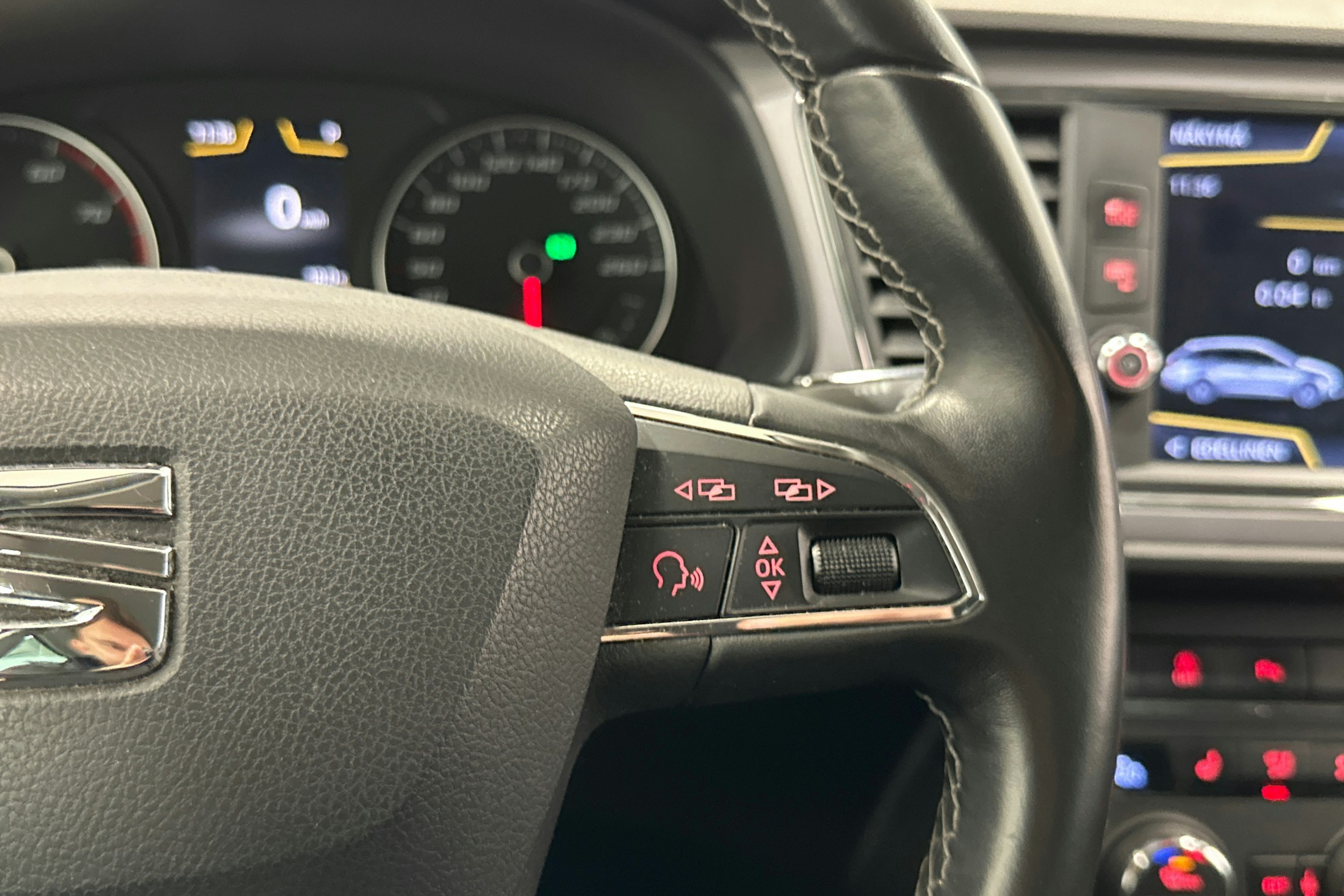 Vihreä SEAT Leon ST 2017 kuva 20.