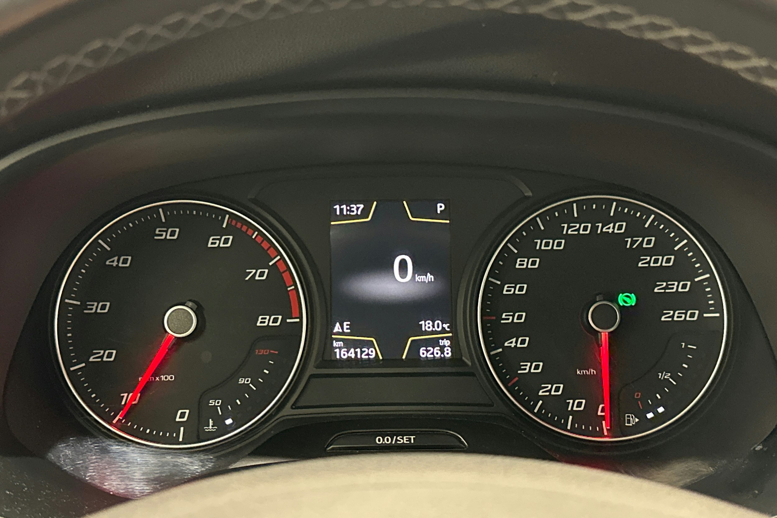 Vihreä SEAT Leon ST 2017 kuva 22.