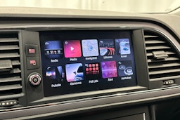 Vihreä SEAT Leon ST 2017 kuva 24.