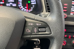valkoinen SEAT Leon ST 2017 kuva 20.