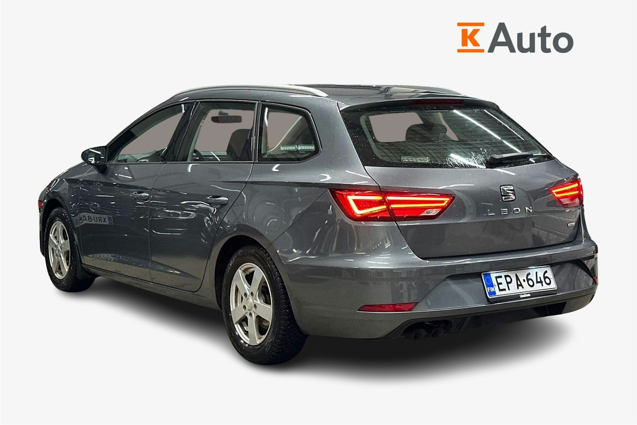 harmaa SEAT Leon ST 2017 kuva 2.