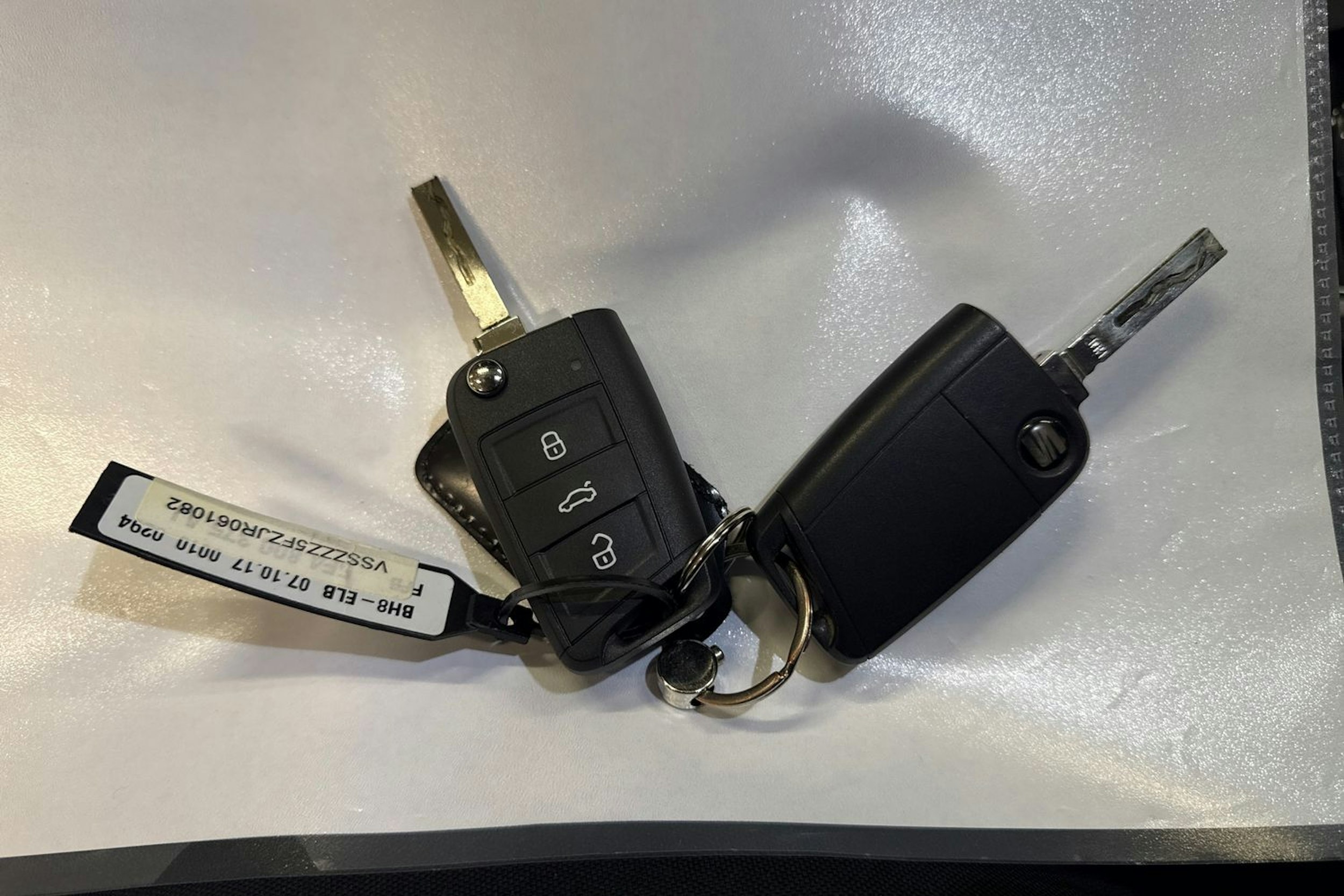 harmaa SEAT Leon ST 2018 kuva 27.