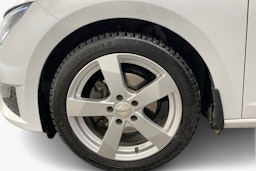 Valkoinen SEAT LEON ST 2017 kuva 9.