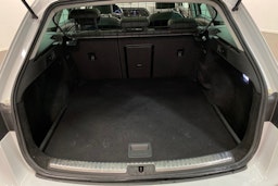 Valkoinen SEAT LEON ST 2017 kuva 11.