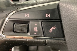 Valkoinen SEAT LEON ST 2017 kuva 15.