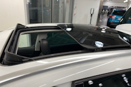 Valkoinen SEAT LEON ST 2017 kuva 21.