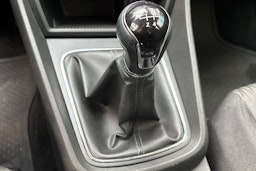 punainen SEAT Leon ST 2017 kuva 24.