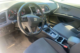 Valkoinen SEAT LEON ST 2017 kuva 3.