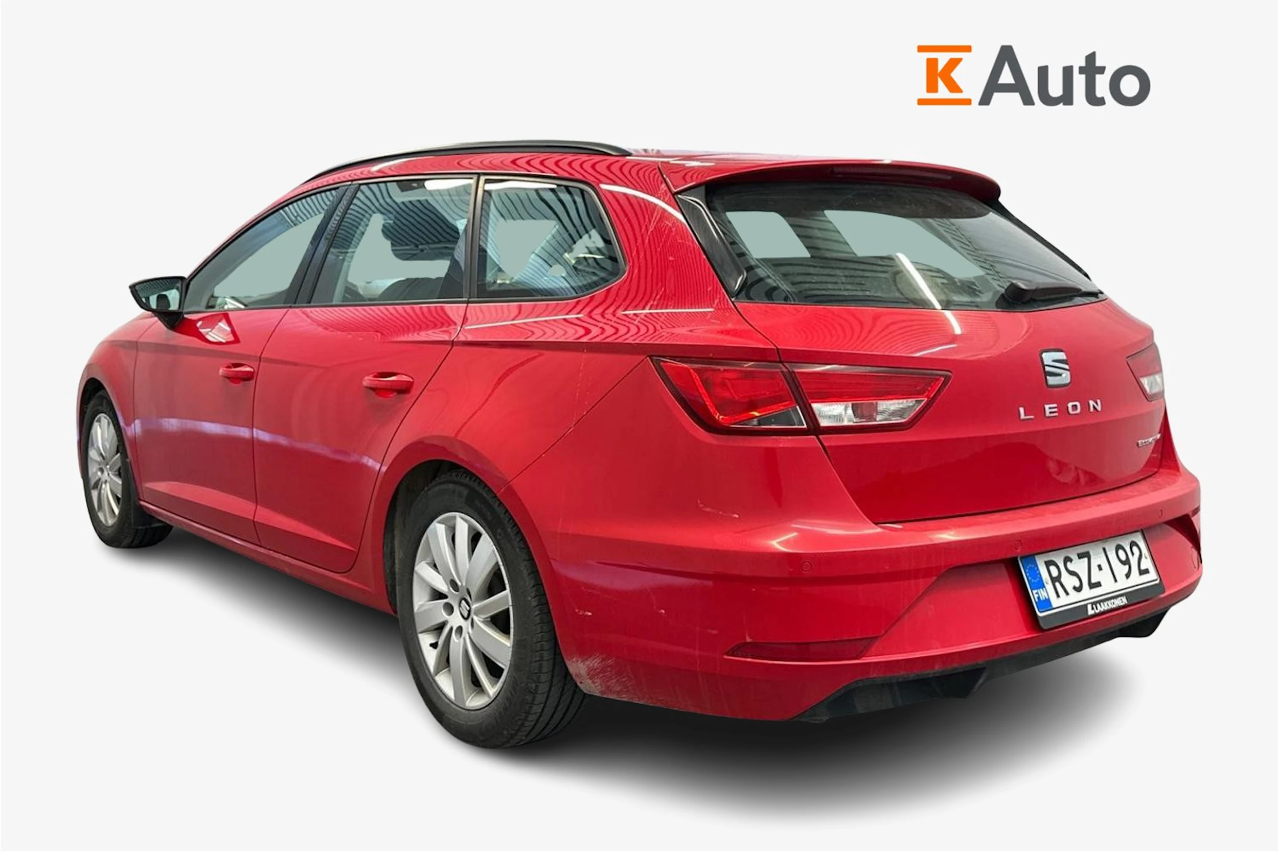 punainen SEAT Leon ST 2017 kuva 2.