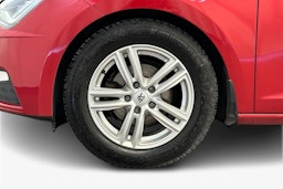 vihreä SEAT Leon ST 2017 kuva 9.