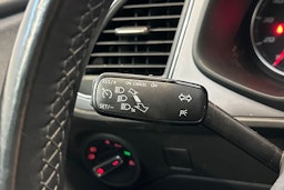 vihreä SEAT Leon ST 2017 kuva 19.