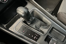 vihreä SEAT Leon ST 2017 kuva 25.