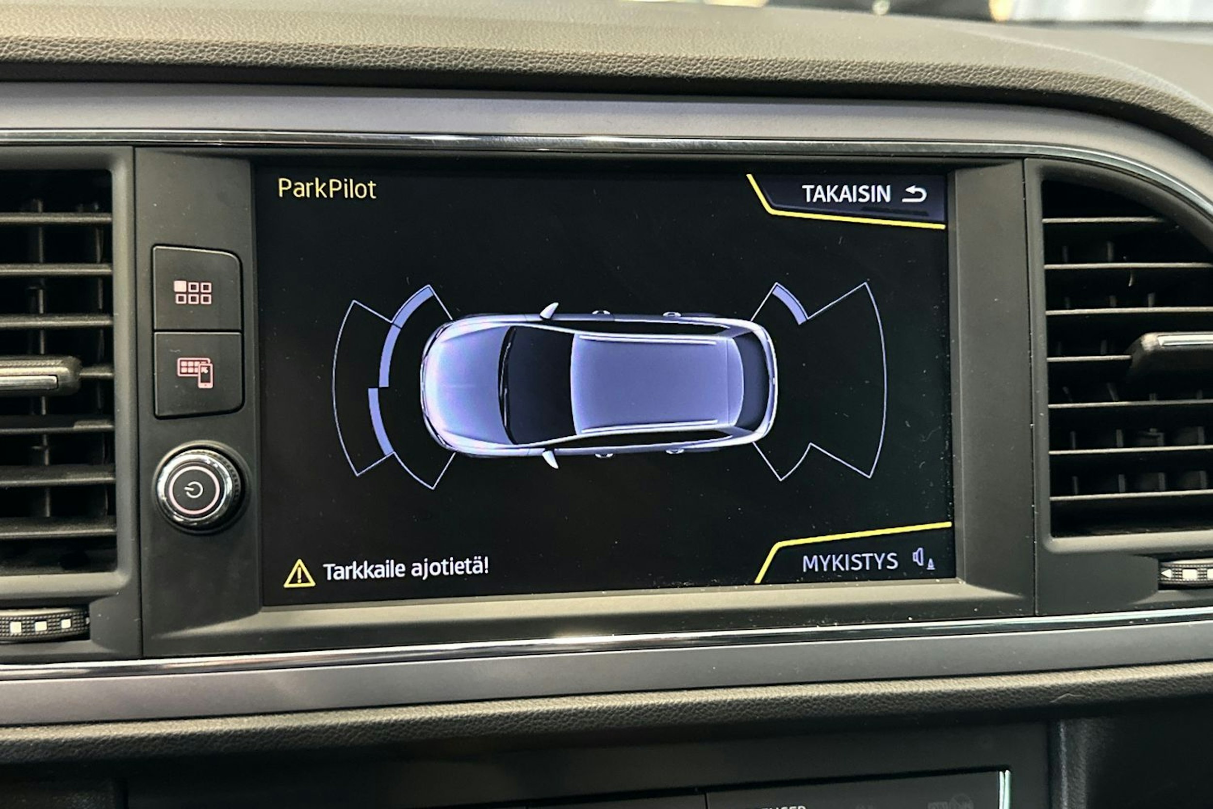 vihreä SEAT Leon ST 2017 kuva 27.