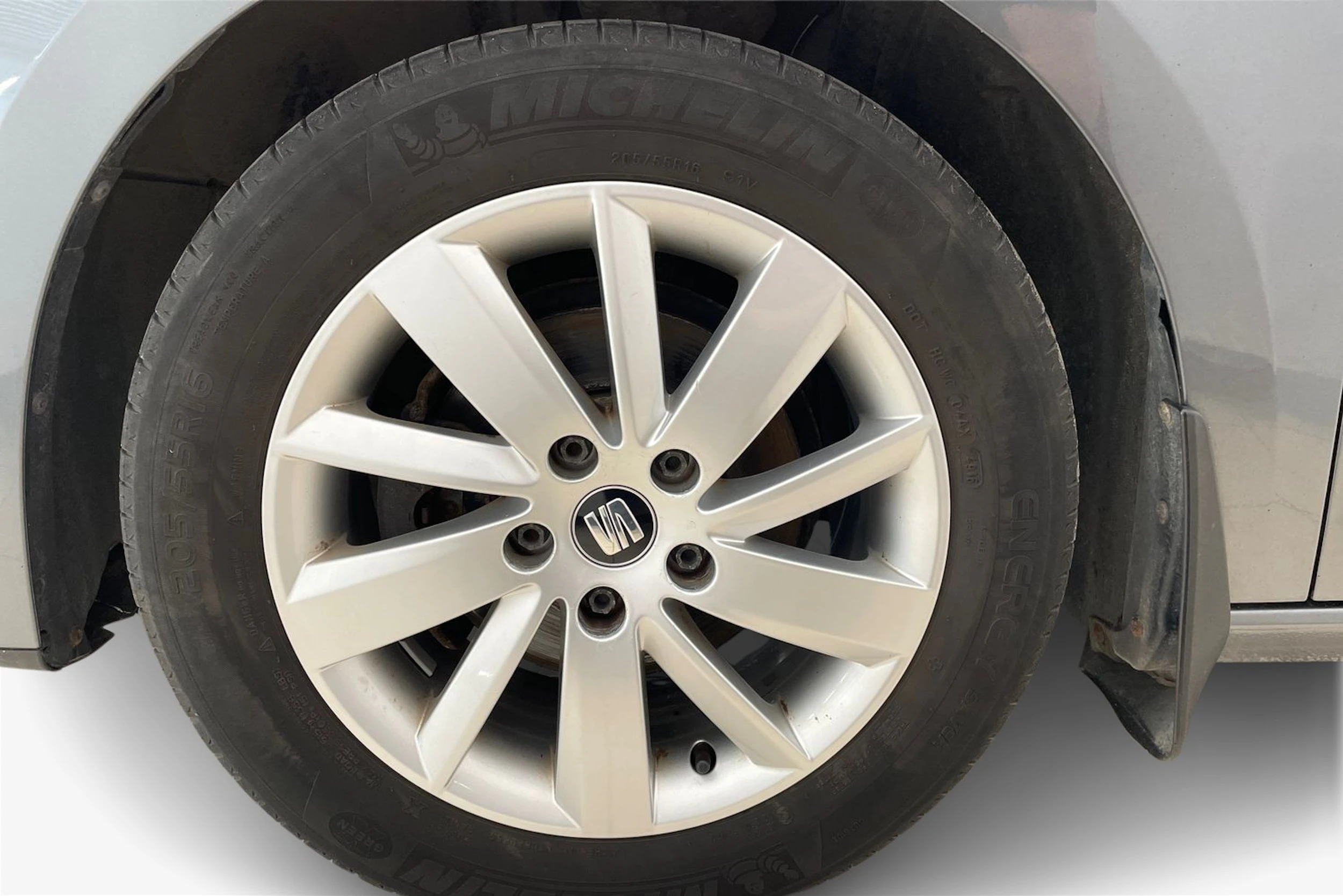 Harmaa SEAT LEON ST 2017 kuva 12.