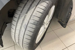 Harmaa SEAT LEON ST 2017 kuva 13.