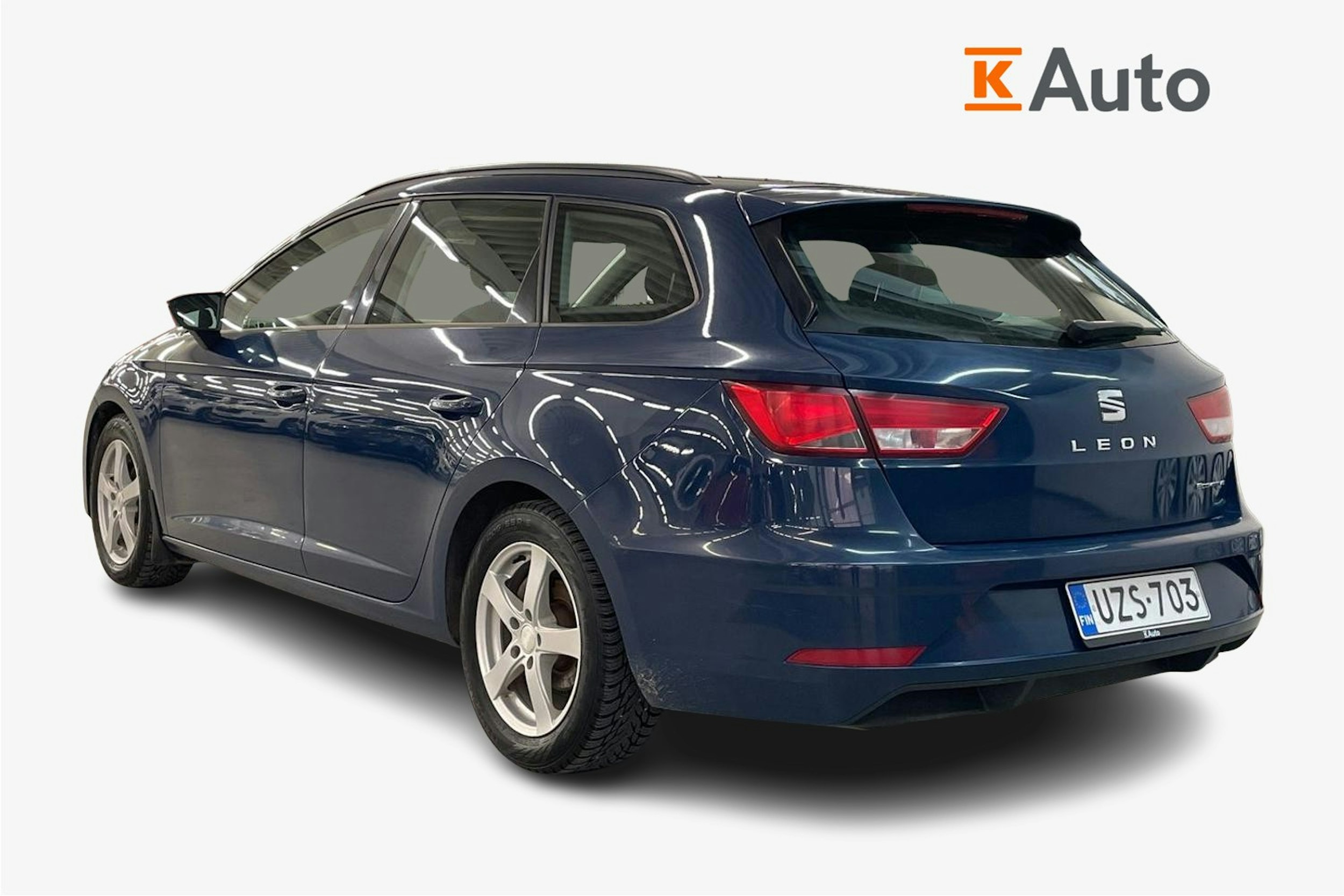 sininen SEAT Leon ST 2017 kuva 2.