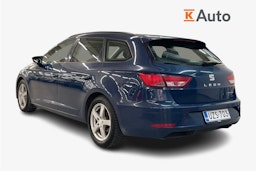 sininen SEAT Leon ST 2017 kuva 2.