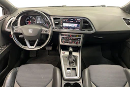 harmaa SEAT Leon ST 2017 kuva 7.