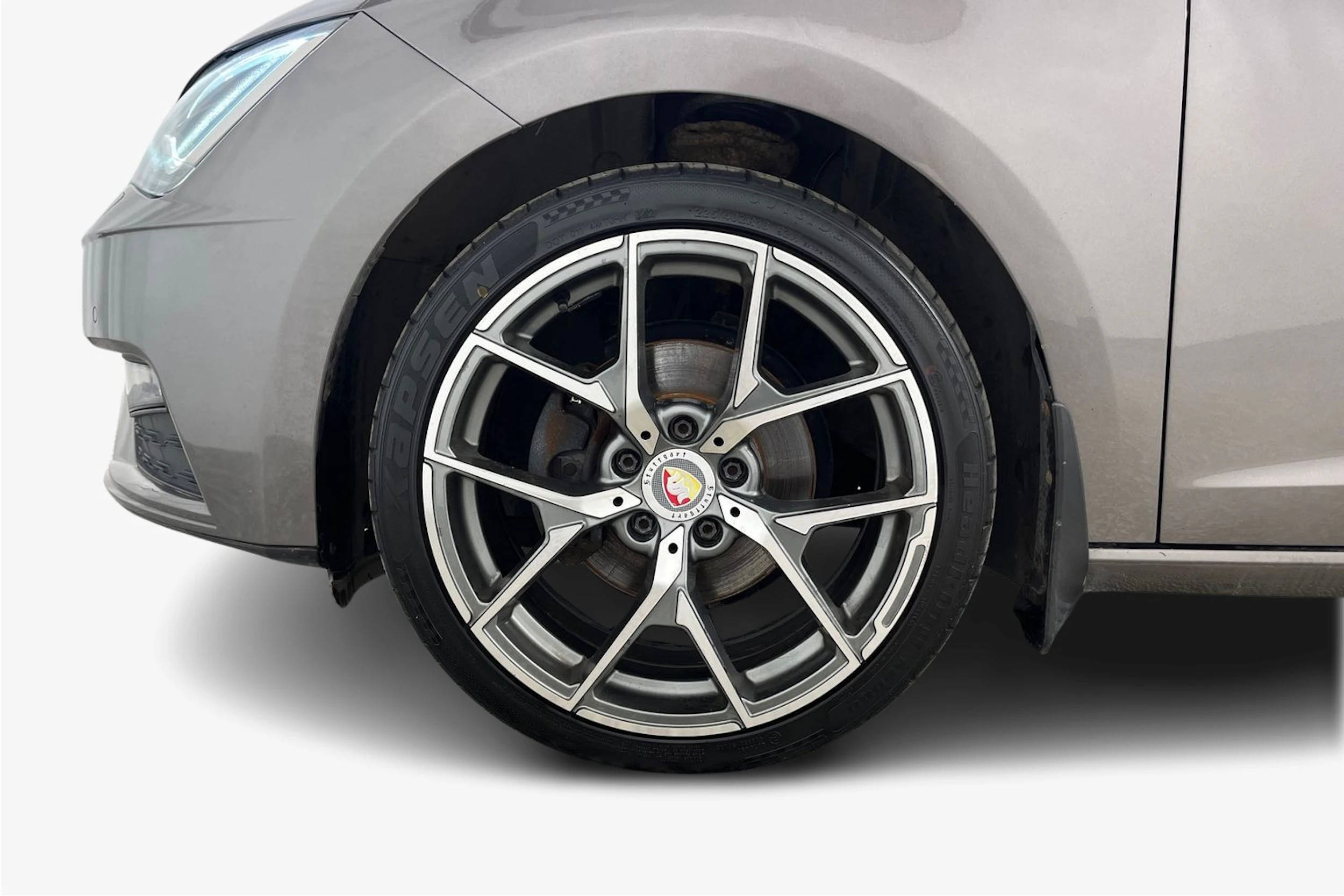 harmaa SEAT Leon ST 2017 kuva 9.