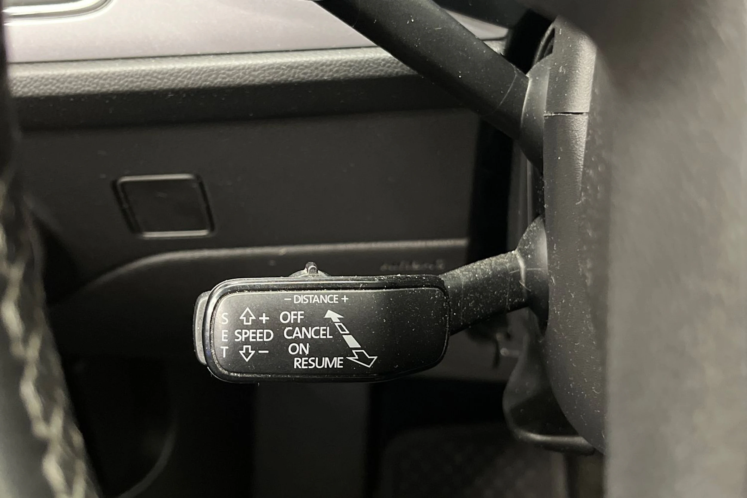 harmaa SEAT Leon ST 2017 kuva 16.
