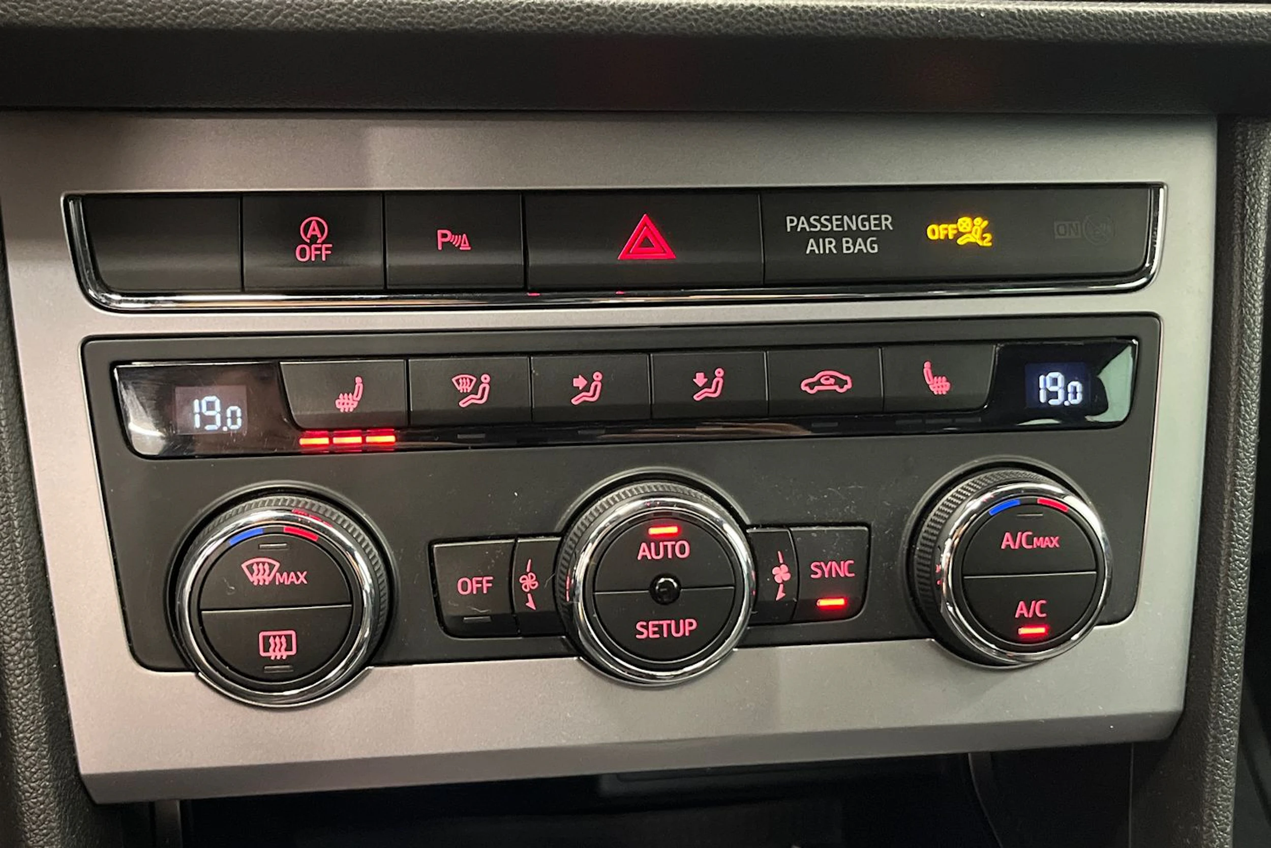 harmaa SEAT Leon ST 2017 kuva 21.