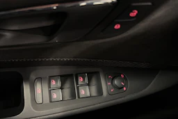 sininen SEAT Leon ST 2018 kuva 12.
