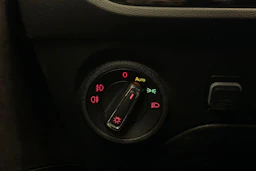 sininen SEAT Leon ST 2018 kuva 13.