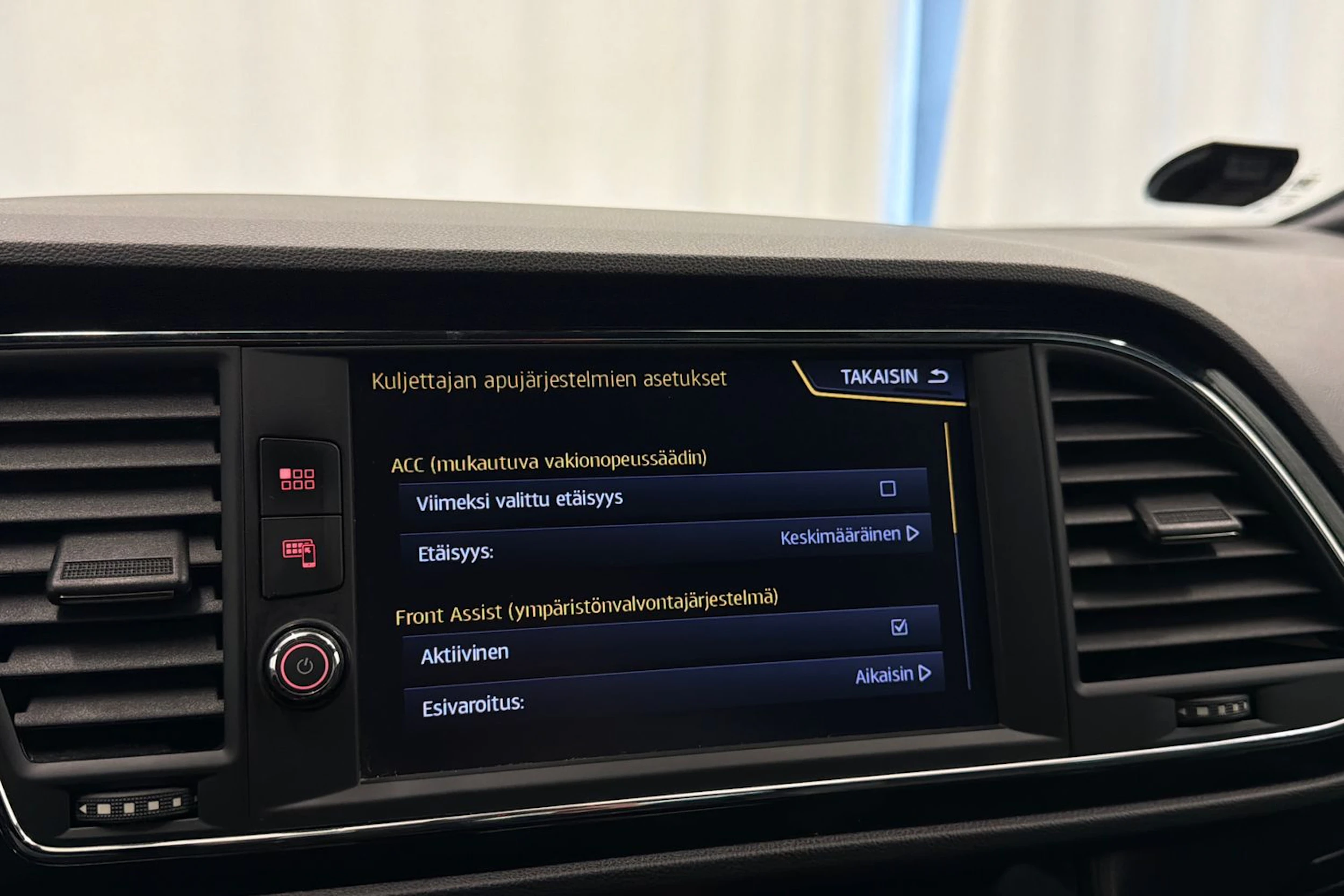 sininen SEAT Leon ST 2018 kuva 20.