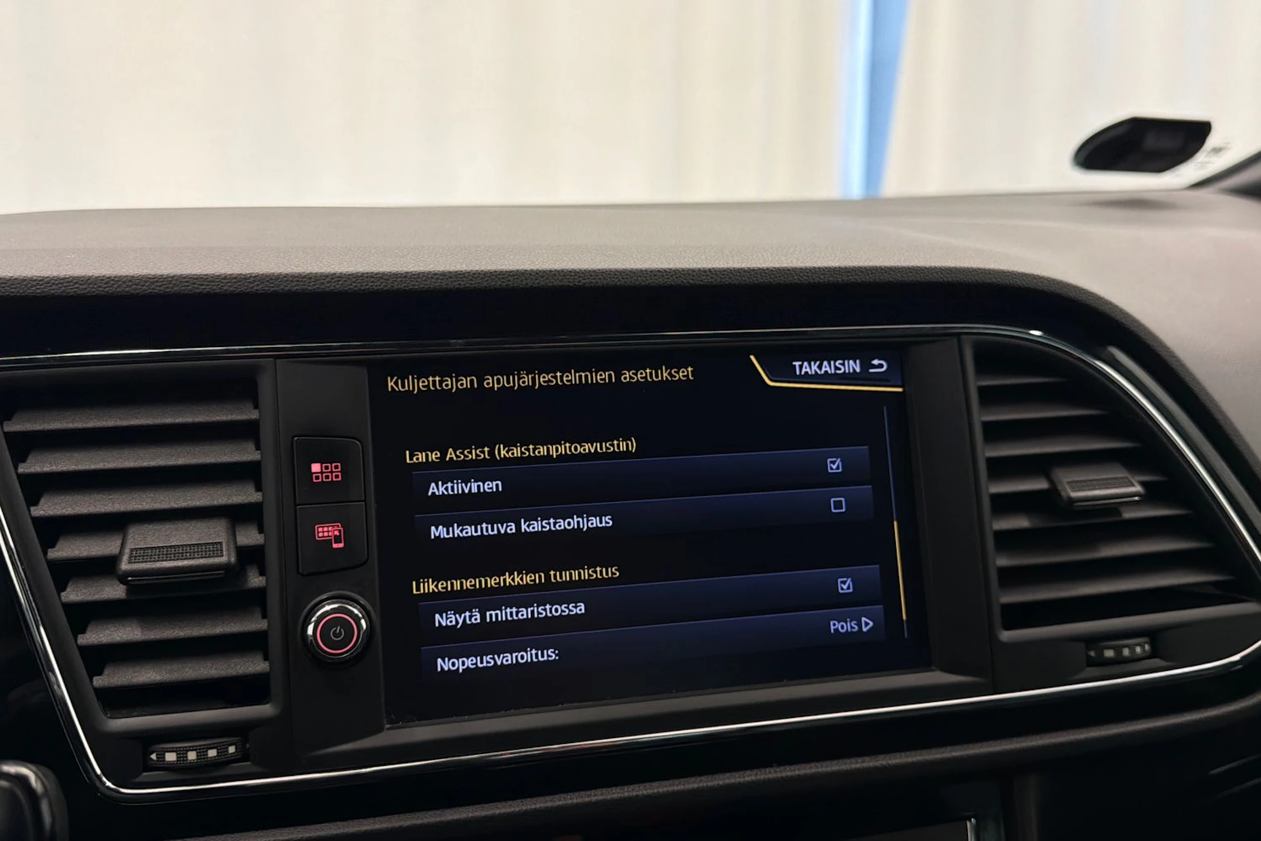 sininen SEAT Leon ST 2018 kuva 21.