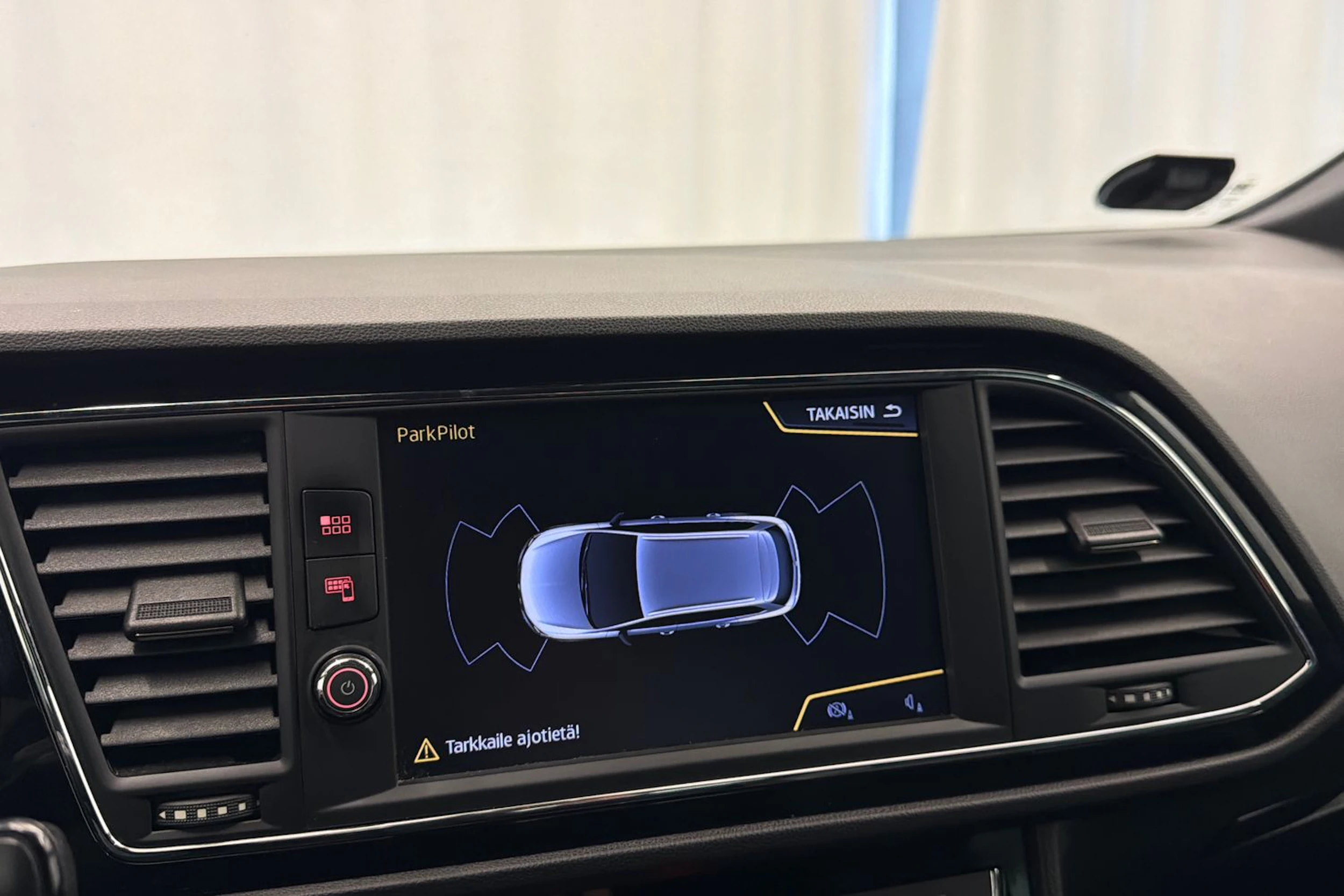 sininen SEAT Leon ST 2018 kuva 22.