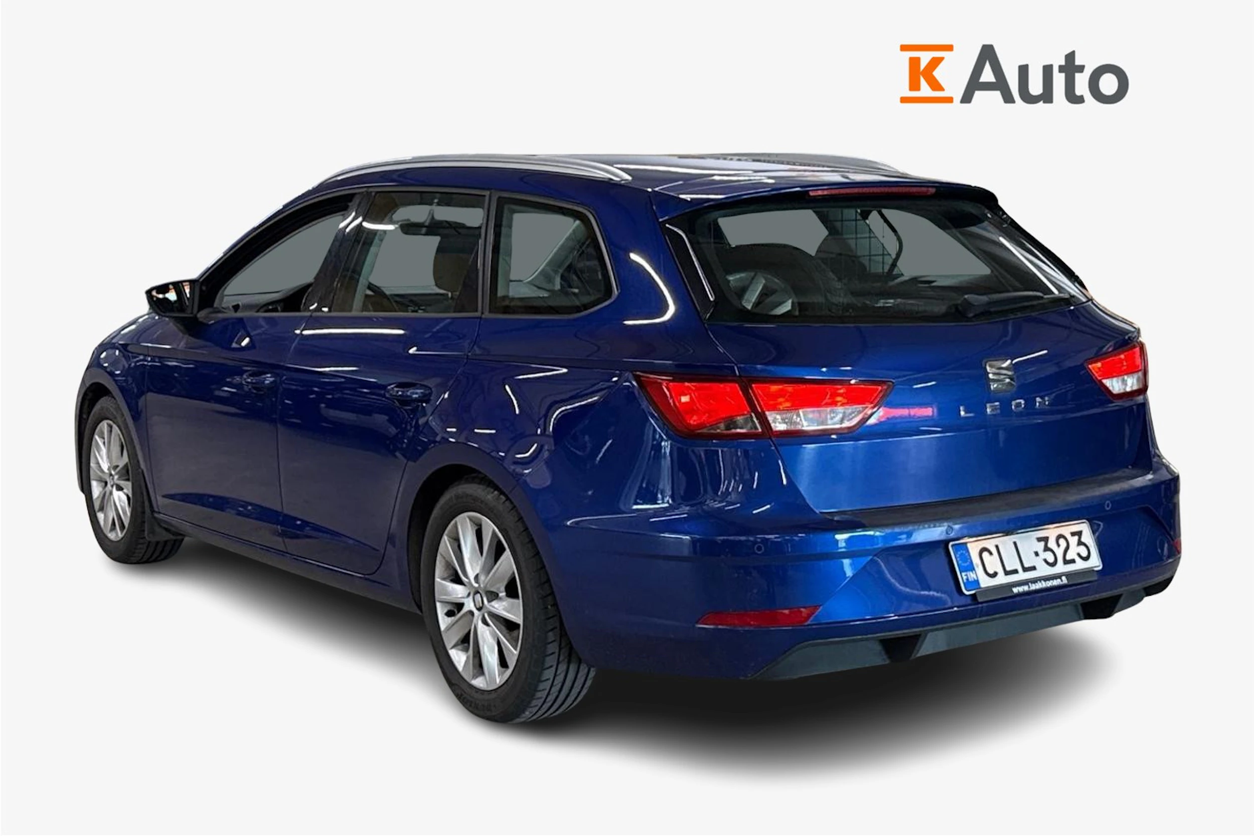 sininen SEAT Leon ST 2018 kuva 2.