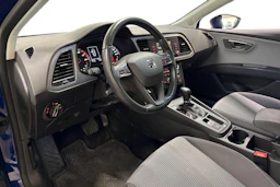 sininen SEAT Leon ST 2018 kuva 3.